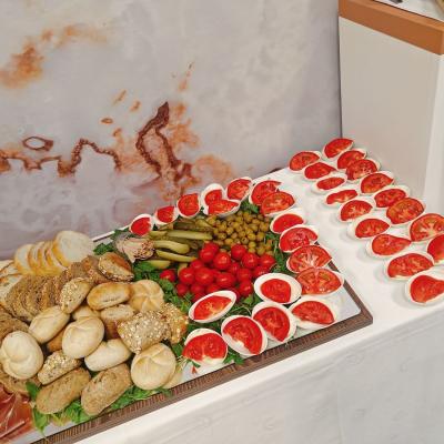 Catering - snack i finger food za godišnjicu salona ljepote
